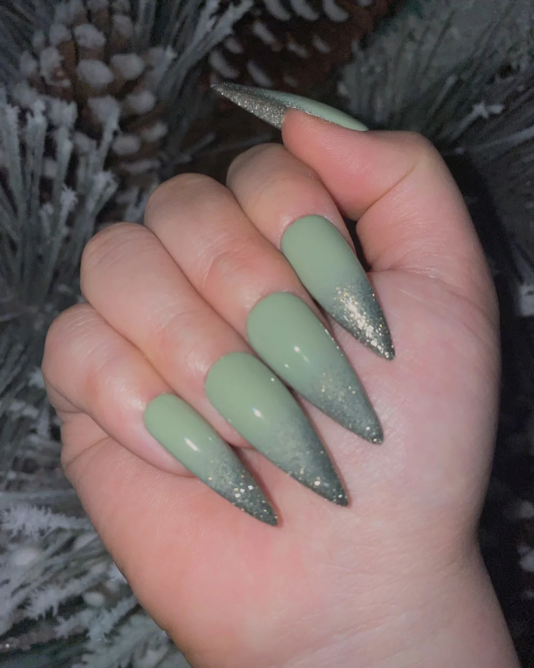 Juniper Leaf - Nail Gallerys