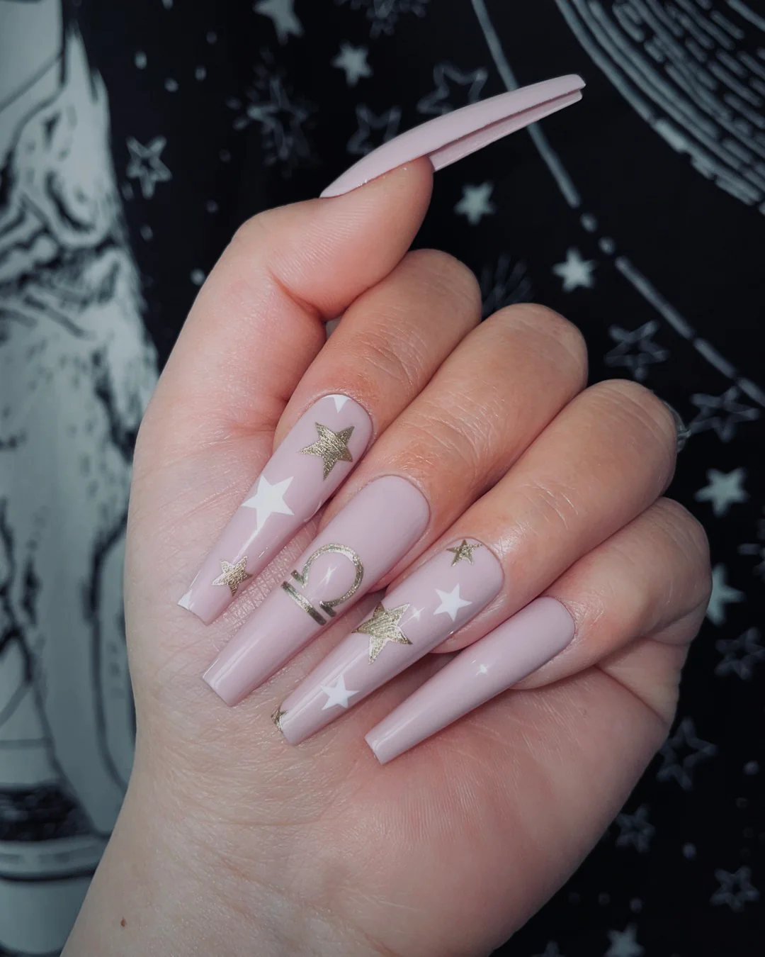 What's Your Sign? (Nude) - Nail Gallerys