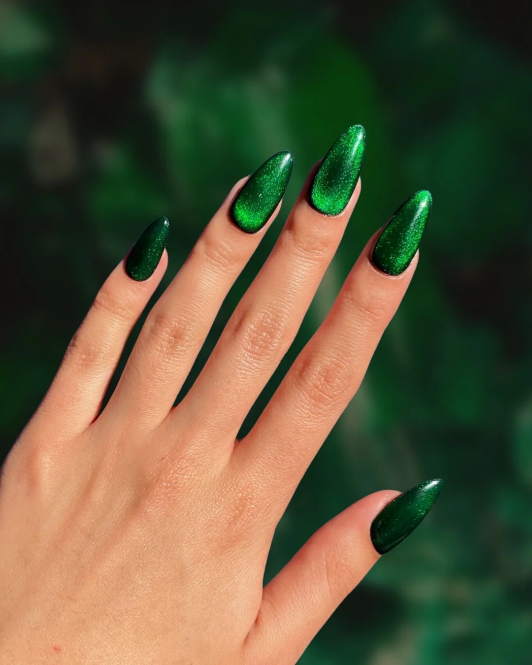 Emerald - Nail Gallerys