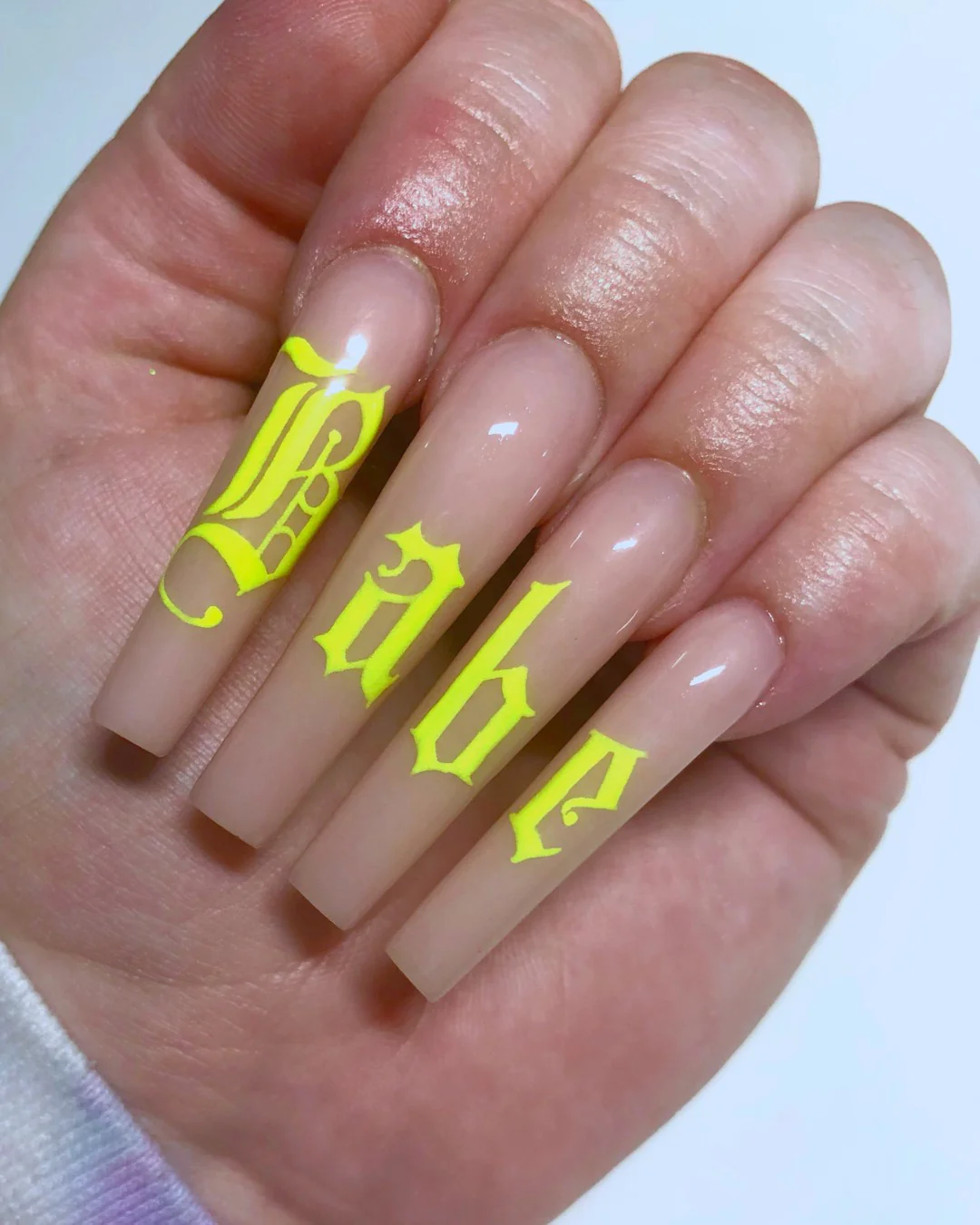 Babe - Nail Gallerys