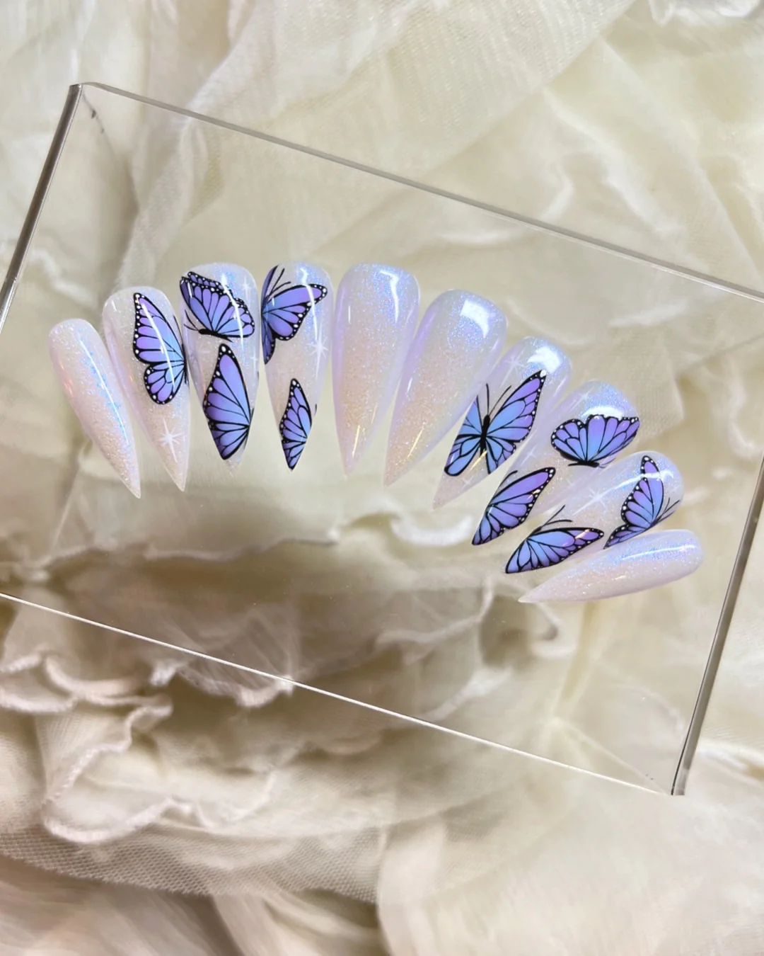 Flutter Angelic - Nail Gallerys