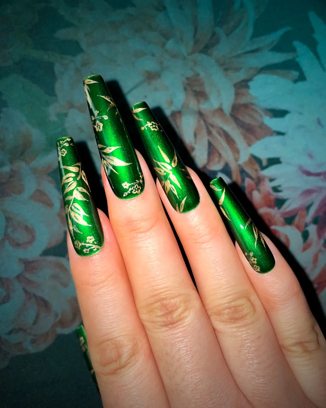 Shu Brocade: Emerald - Nail Gallerys