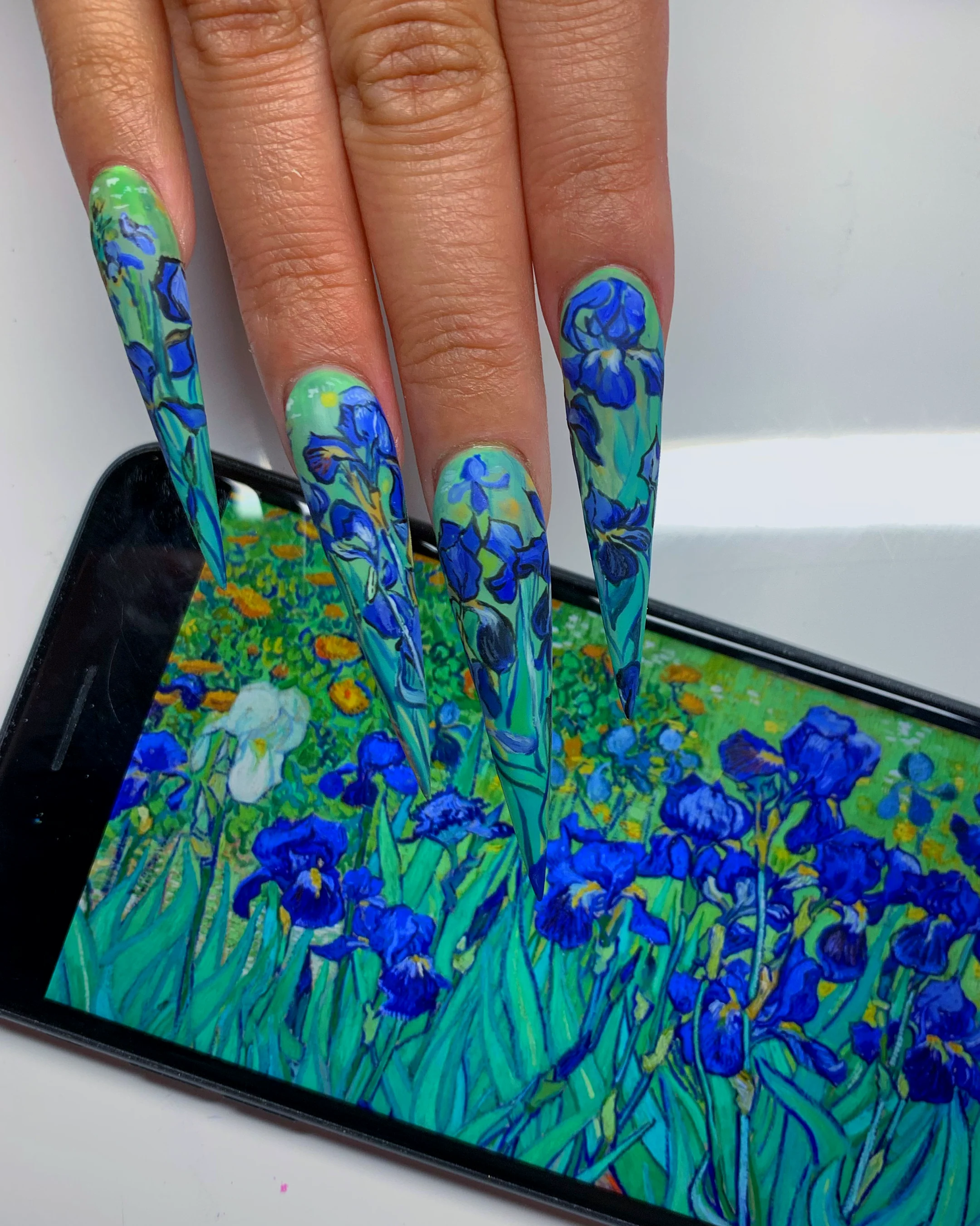 Fine Art Press-Ons - Nail Gallerys