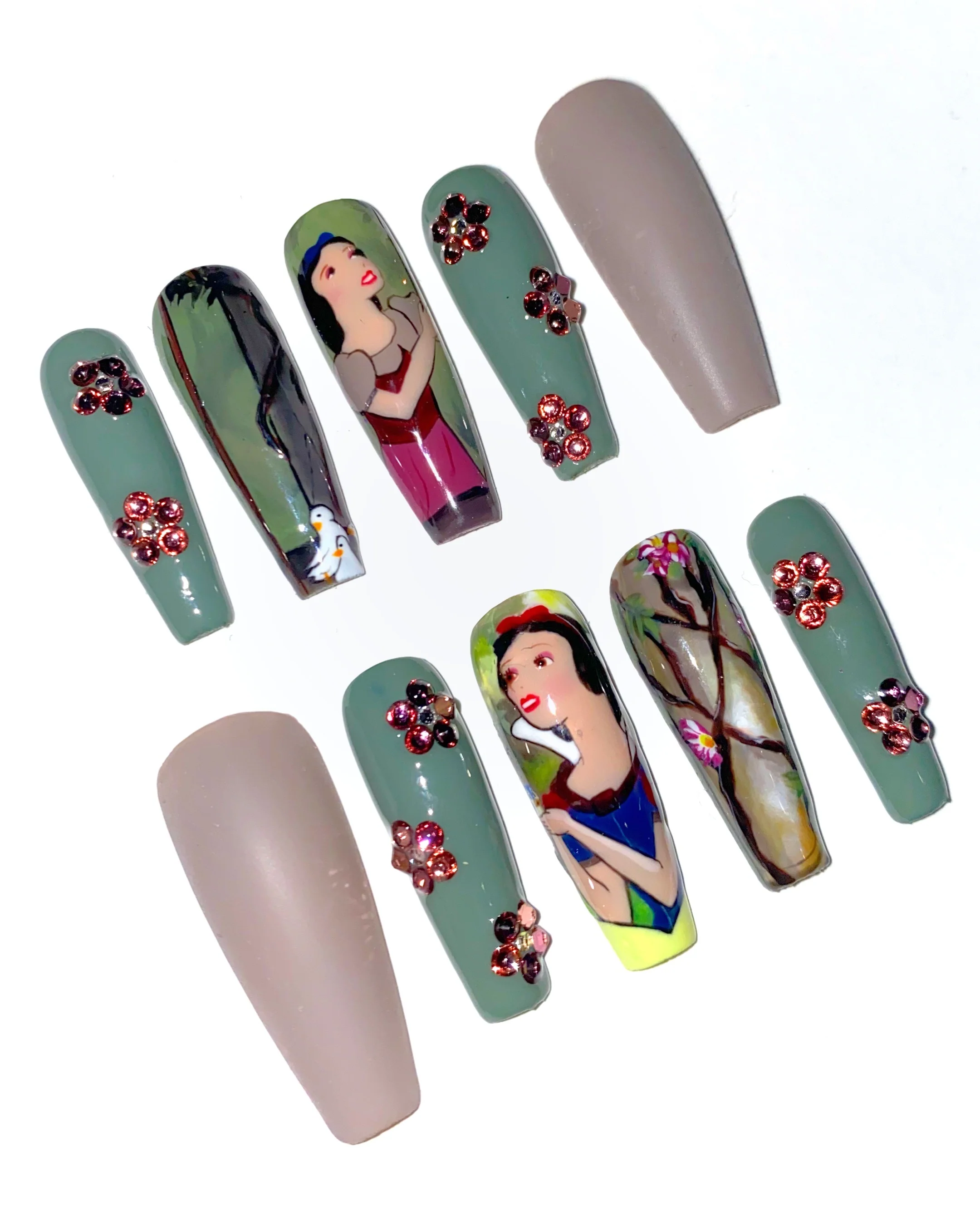 Snow White's Wishing Well - Nail Gallerys