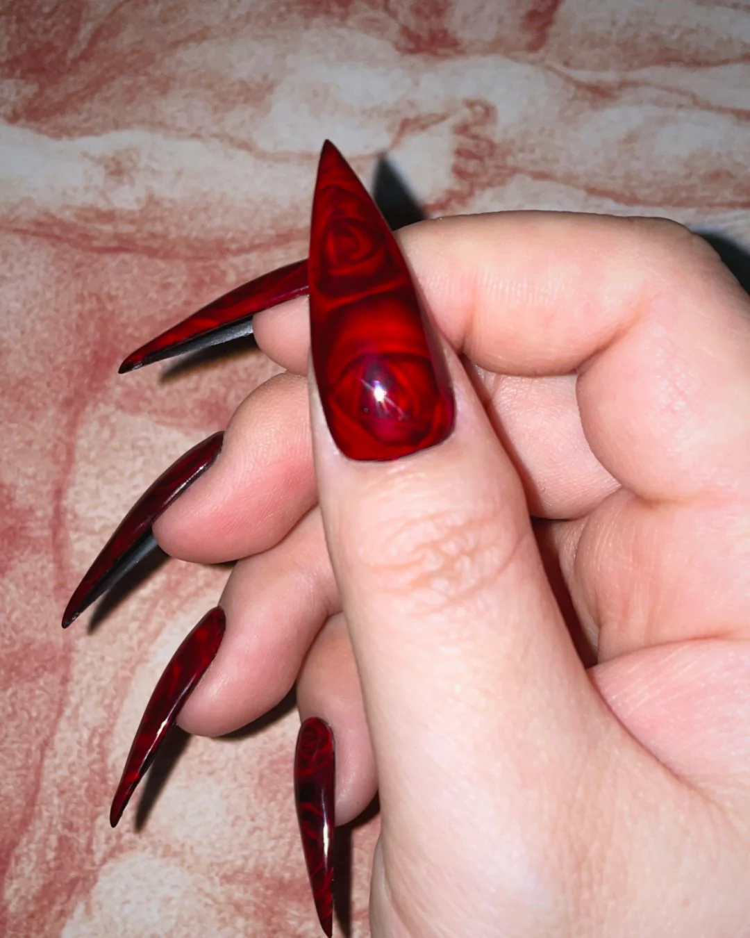 Roses are Red - Nail Gallerys