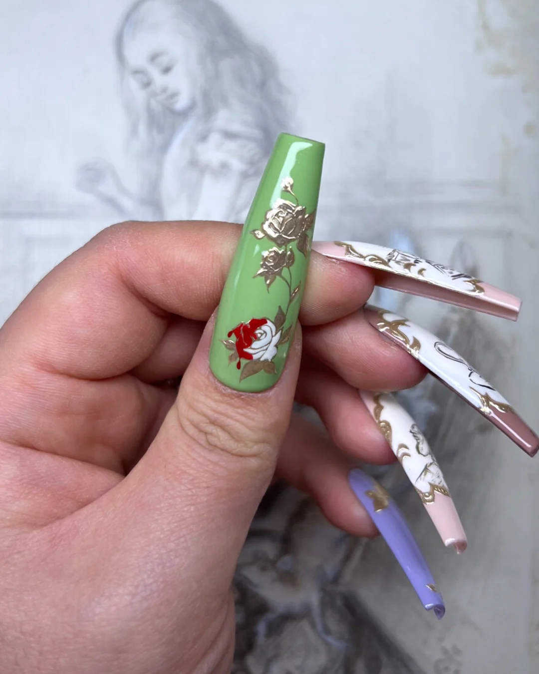 Vintage Alice II - Nail Gallerys