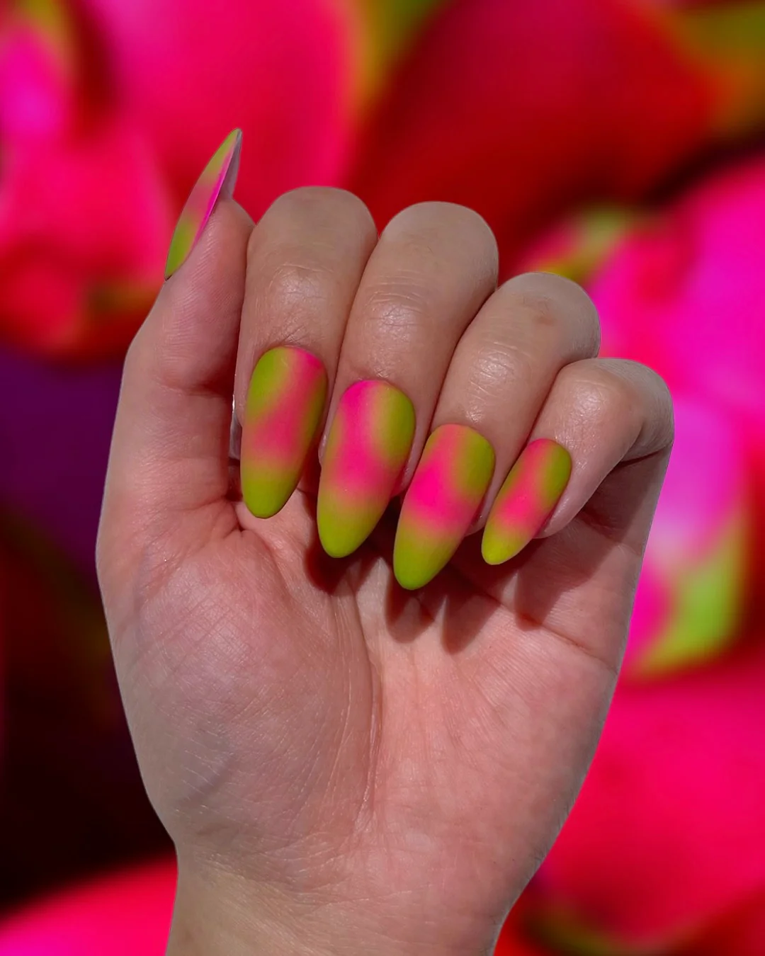 Juicy Dragonfruit - Nail Gallerys