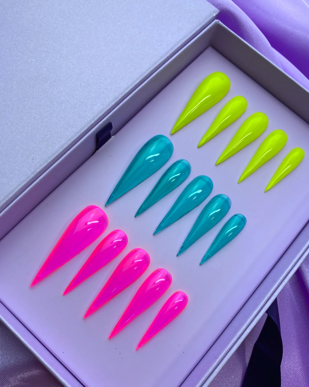 Fluorescent Bundle - Nail Gallerys