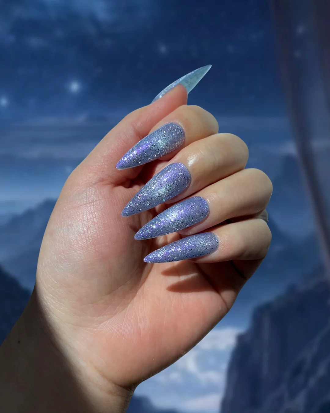 Velaris - Nail Gallerys