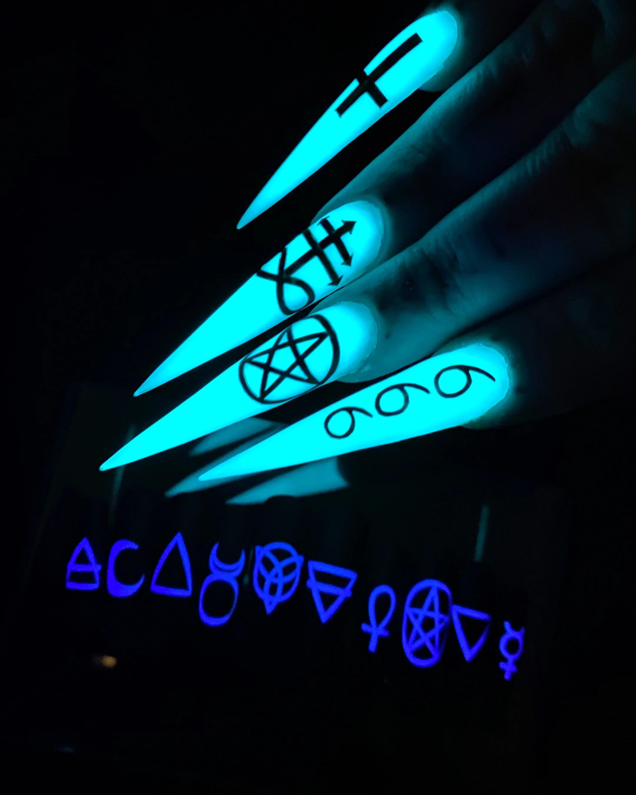 Occult - Nail Gallerys