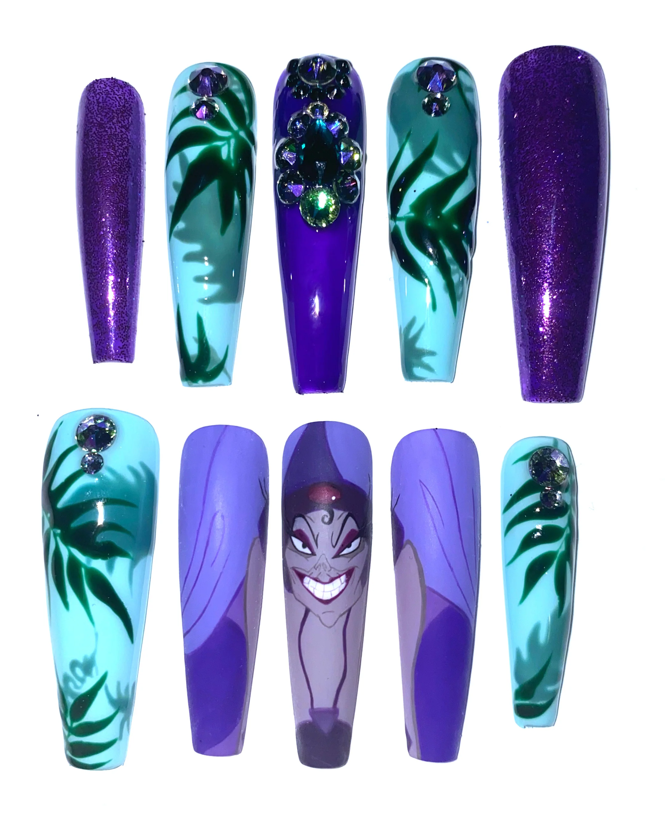 Izma in Paradise - Nail Gallerys