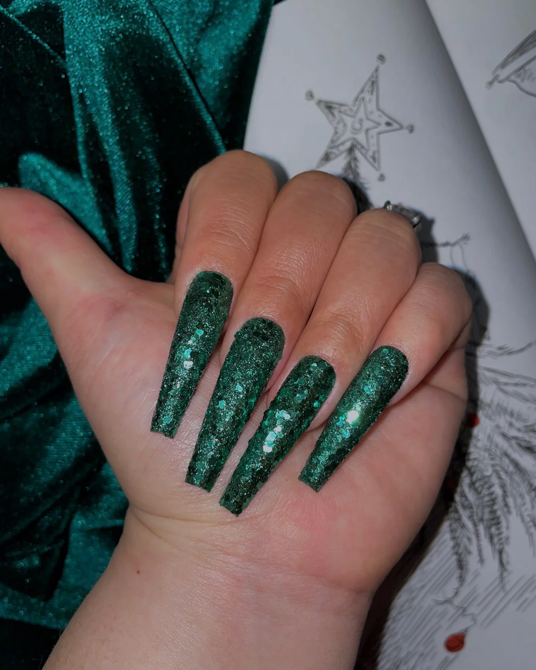 Gar Ginkers Green - Nail Gallerys