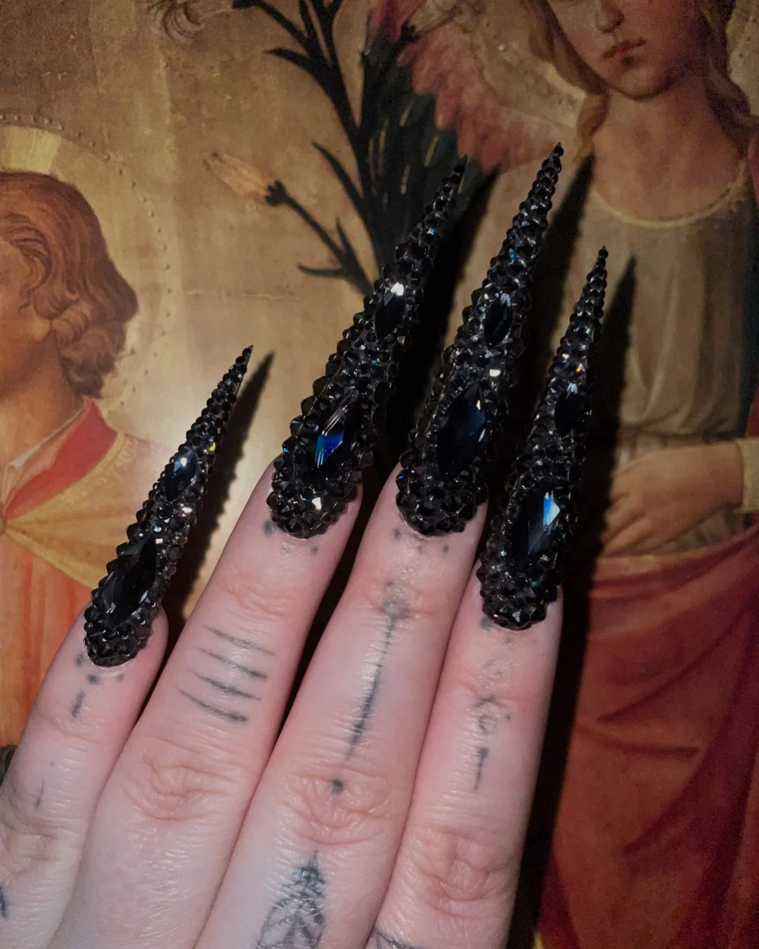 Diamonds: Onyx - Nail Gallerys