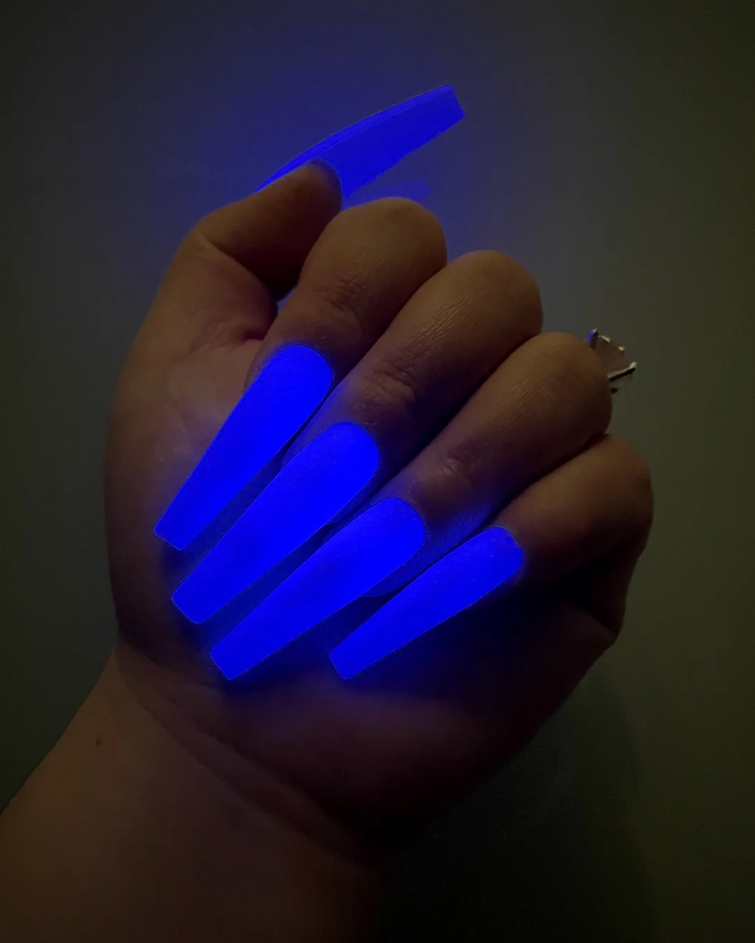 Ultraviolet Glow - Nail Gallerys