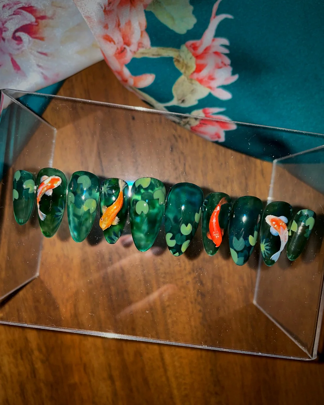 Koi Pond - Nail Gallerys