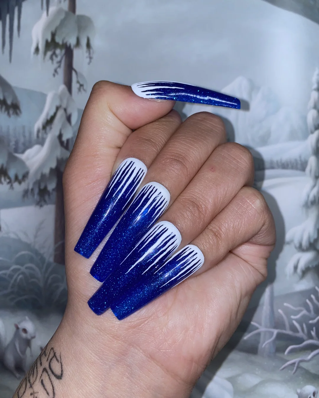 Frosty Weather - Nail Gallerys