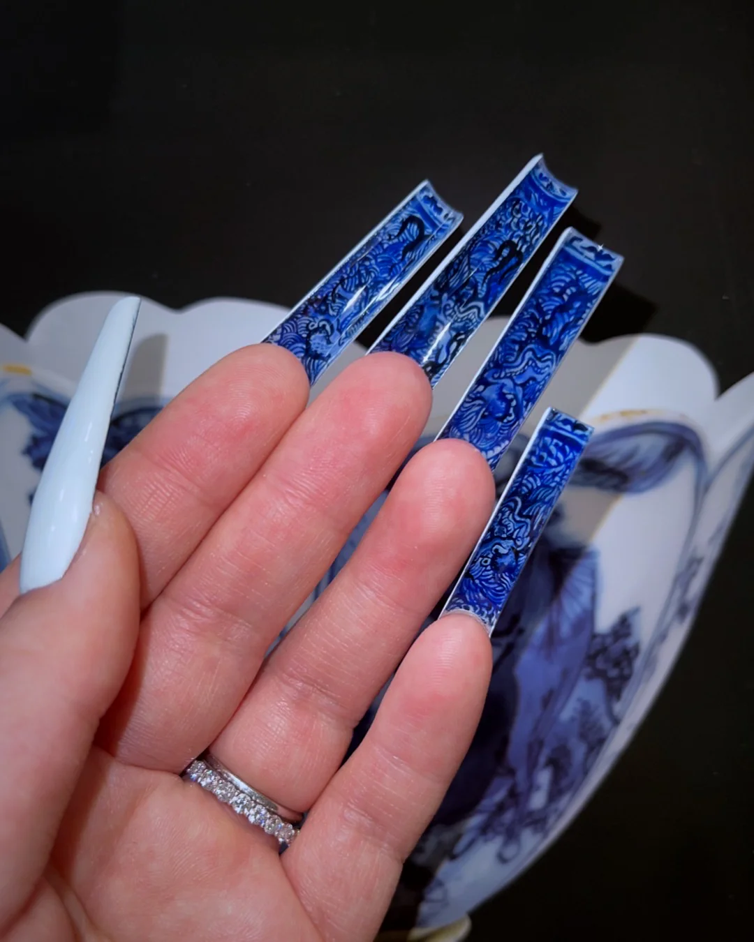 Ming Vase Bottoms - Nail Gallerys