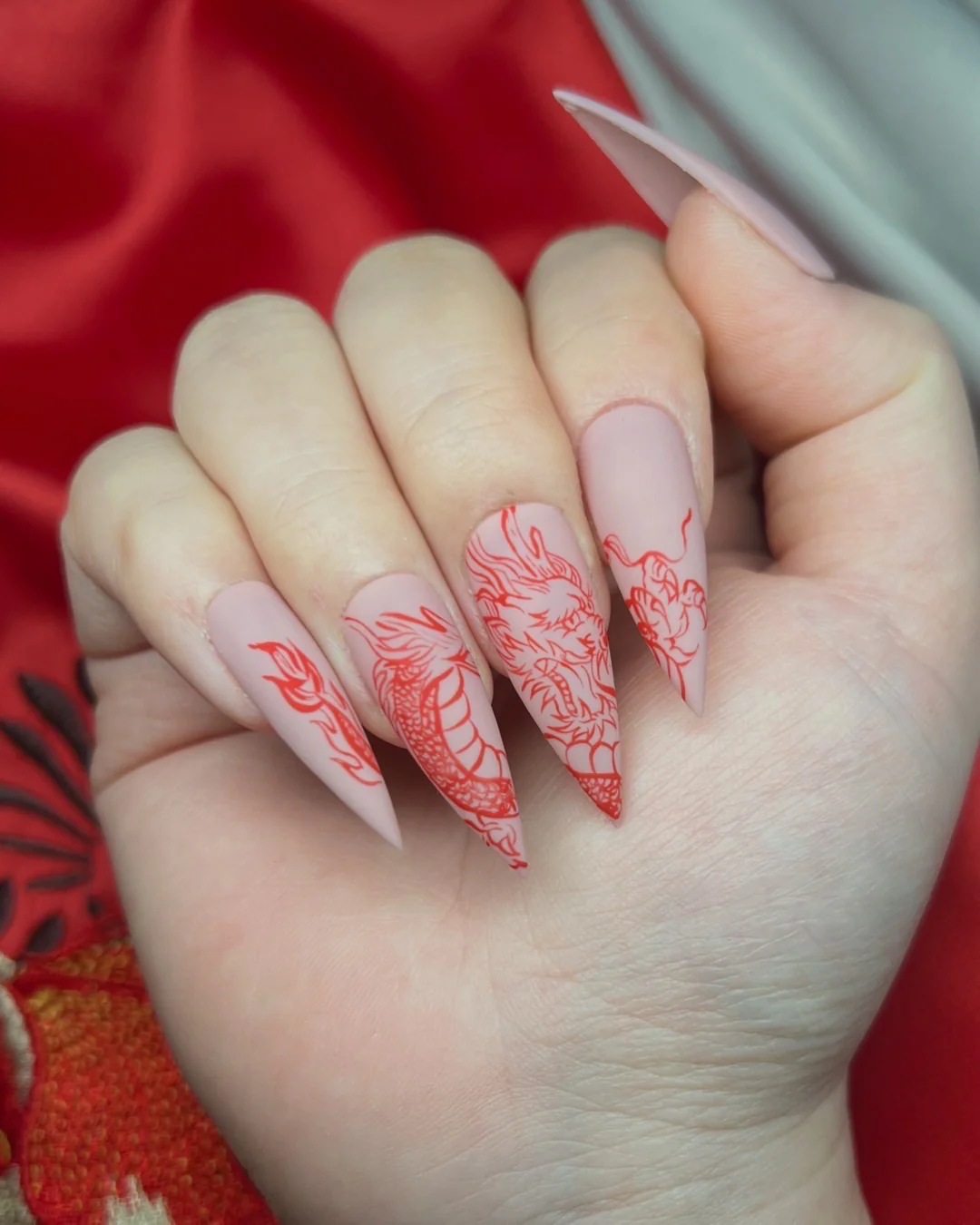 Red Dragon - Nail Gallerys