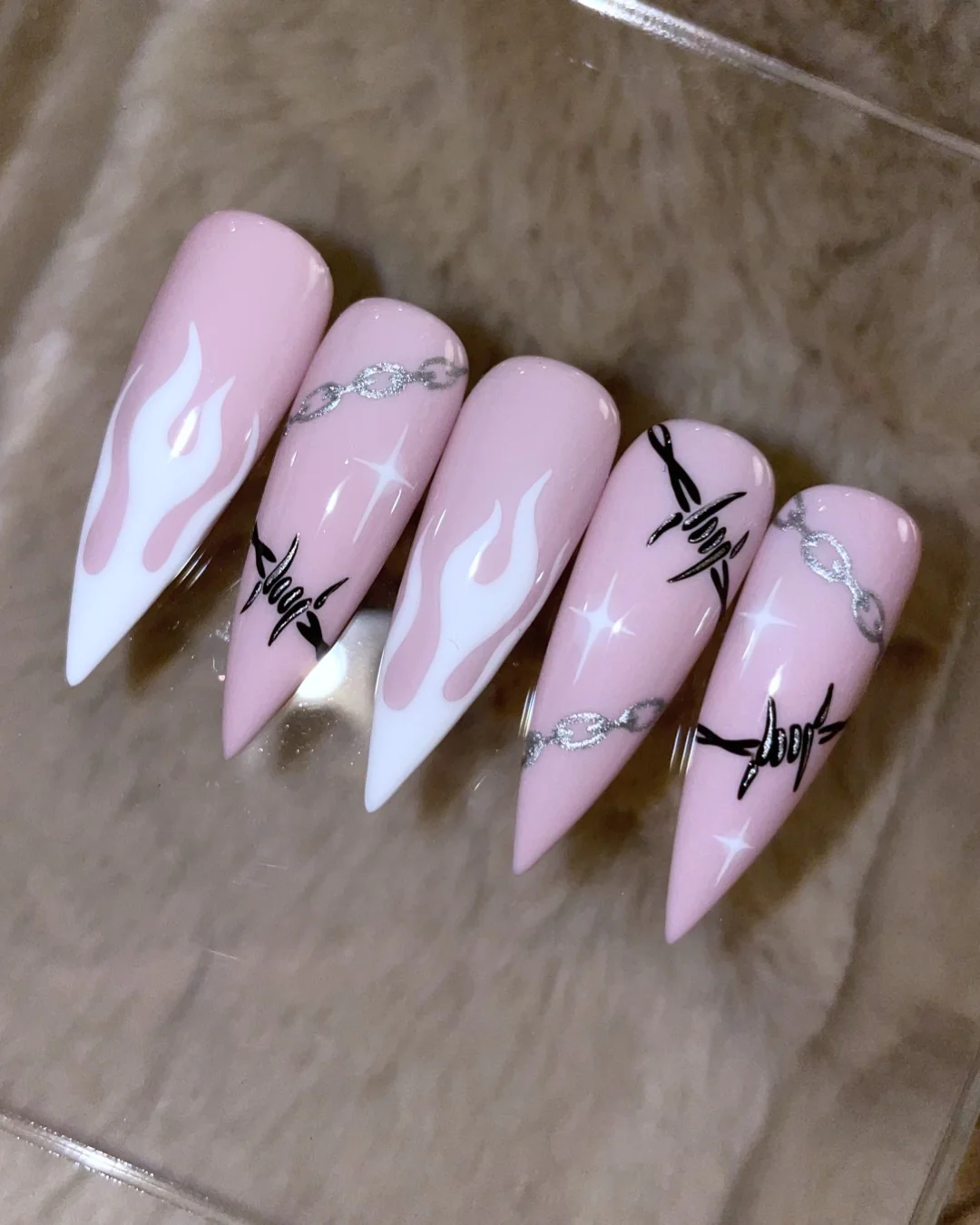 Bad Girl Flames - Nail Gallerys