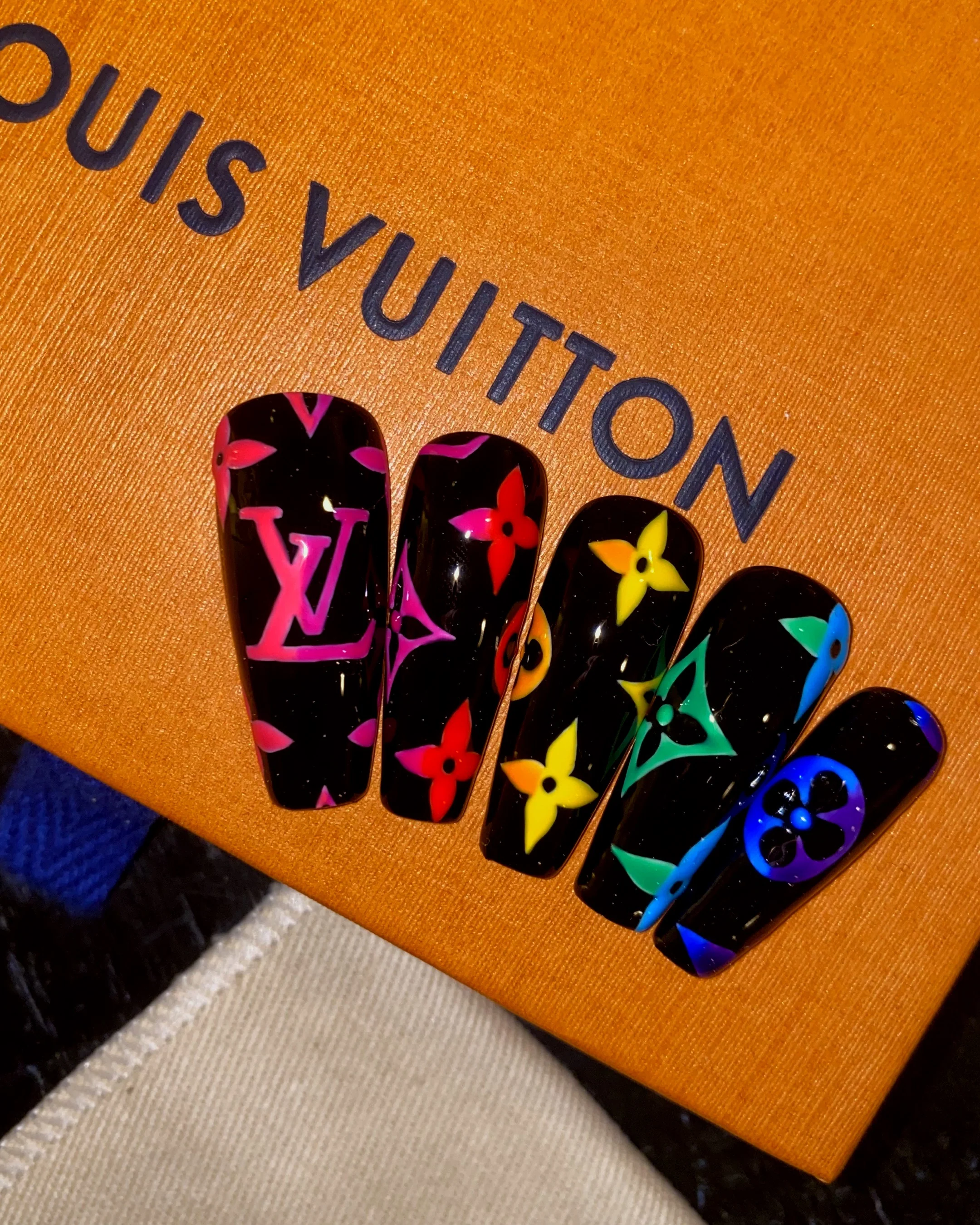 Prismatic Monogram - Nail Gallerys