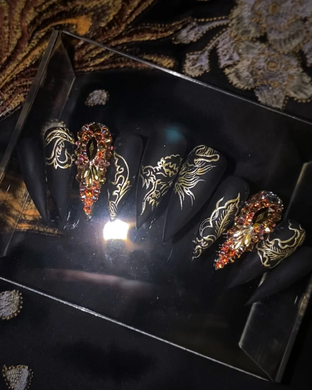 Golden Dragon - Nail Gallerys