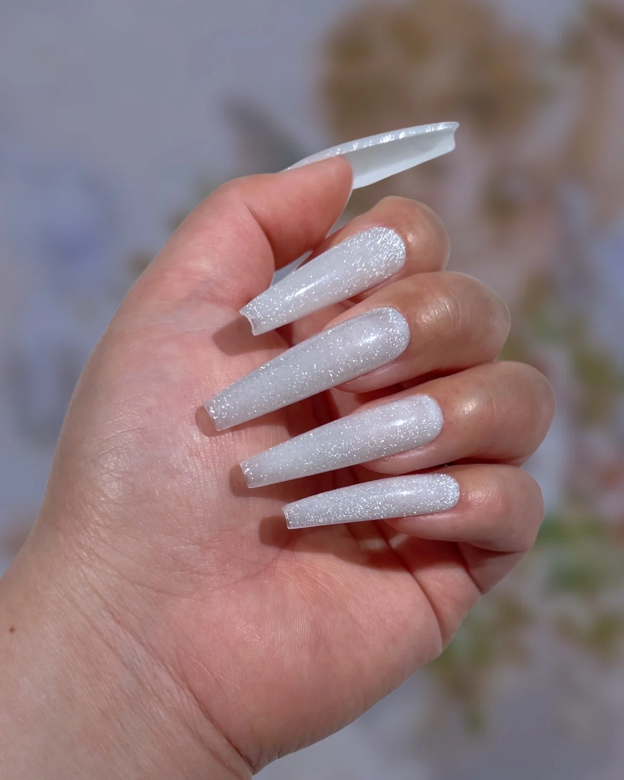 Diamonds and Seraphs - Nail Gallerys