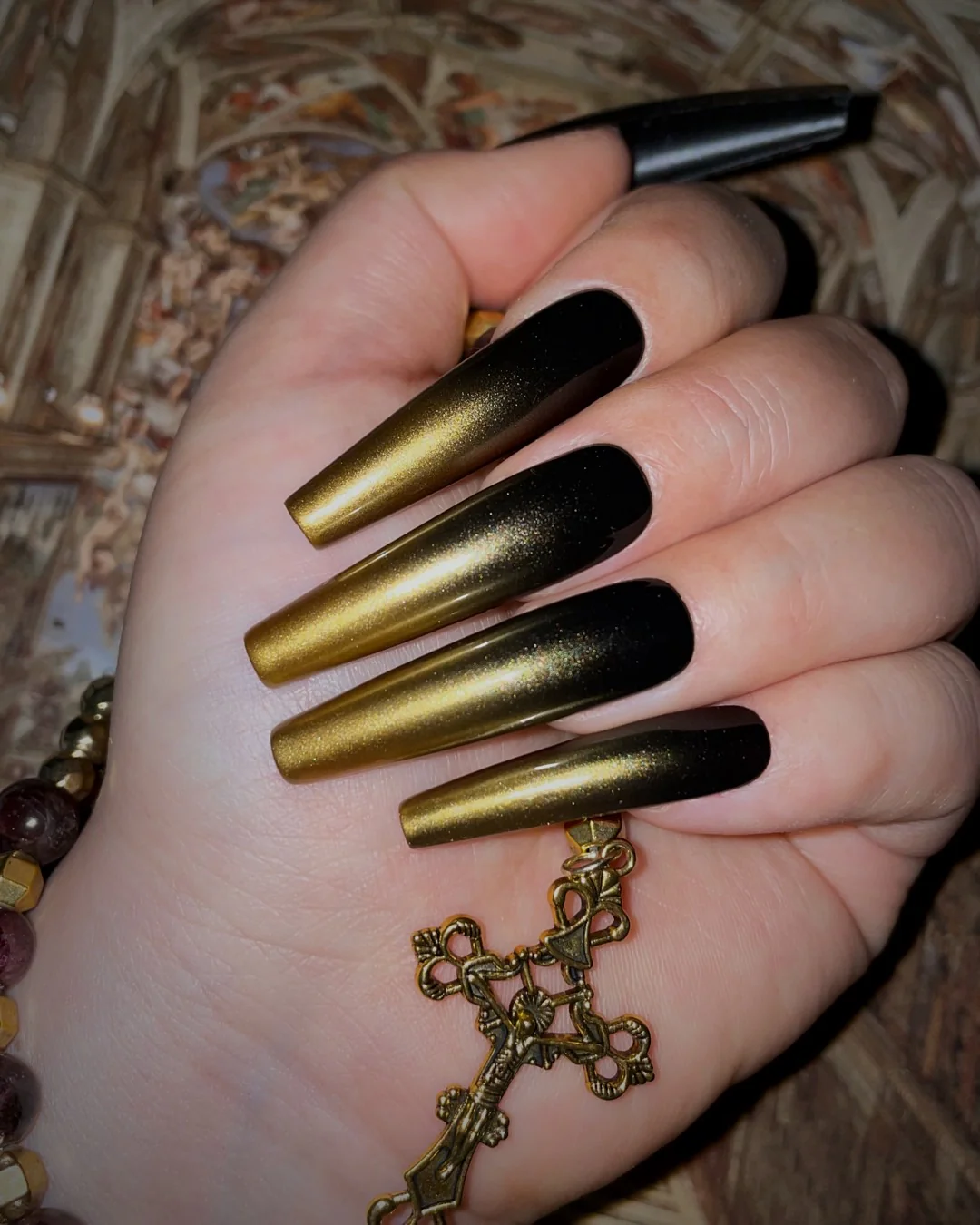 Morticia - Nail Gallerys