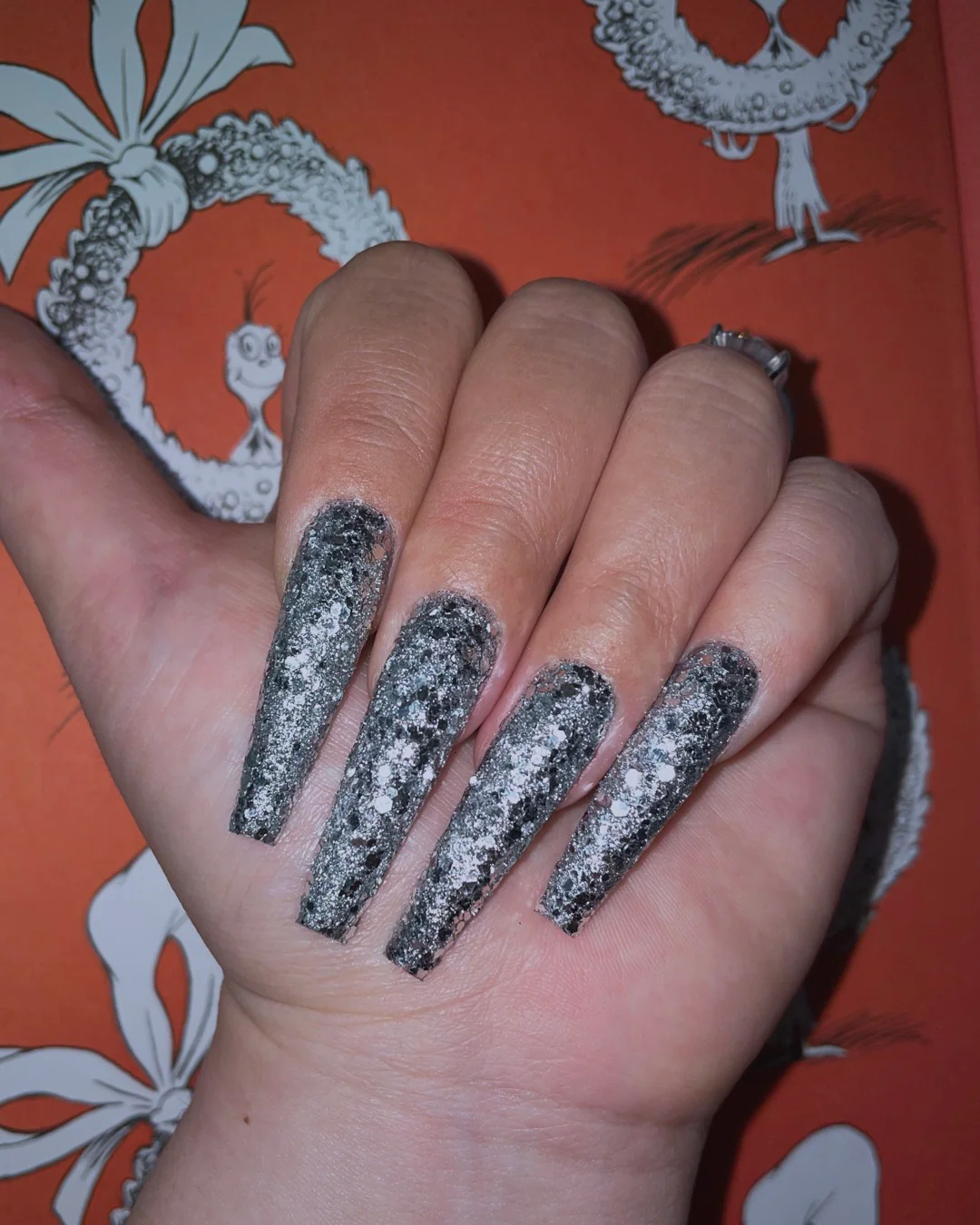 Tar Tinkers Tin - Nail Gallerys