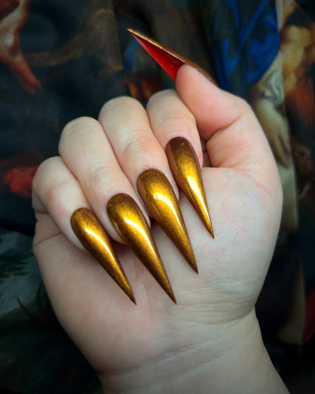 Molten Bronze: Red Bottoms - Nail Gallerys