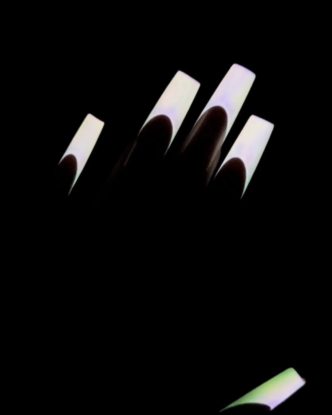 Apollo Glow Tips - Nail Gallerys