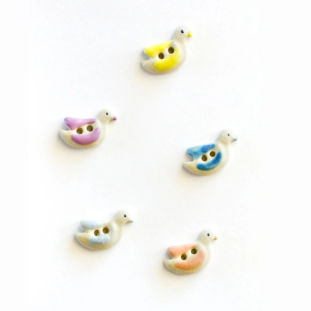 Incomparable Buttons - Small Multi Doves - Card of 5 - Nail Gallerys
