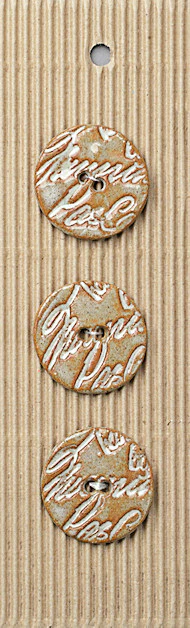 Incomparable Buttons - Large Fawn Printed L363 - Card of 3 - Nail Gallerys