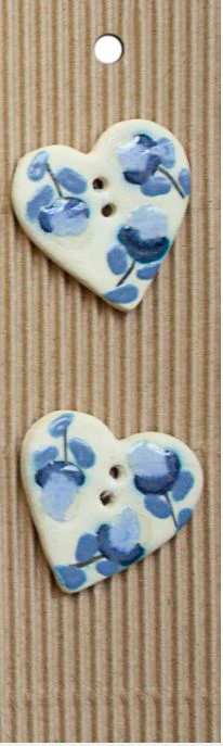 Incomparable Buttons - Blue & White Hearts - Card of 2 - Nail Gallerys