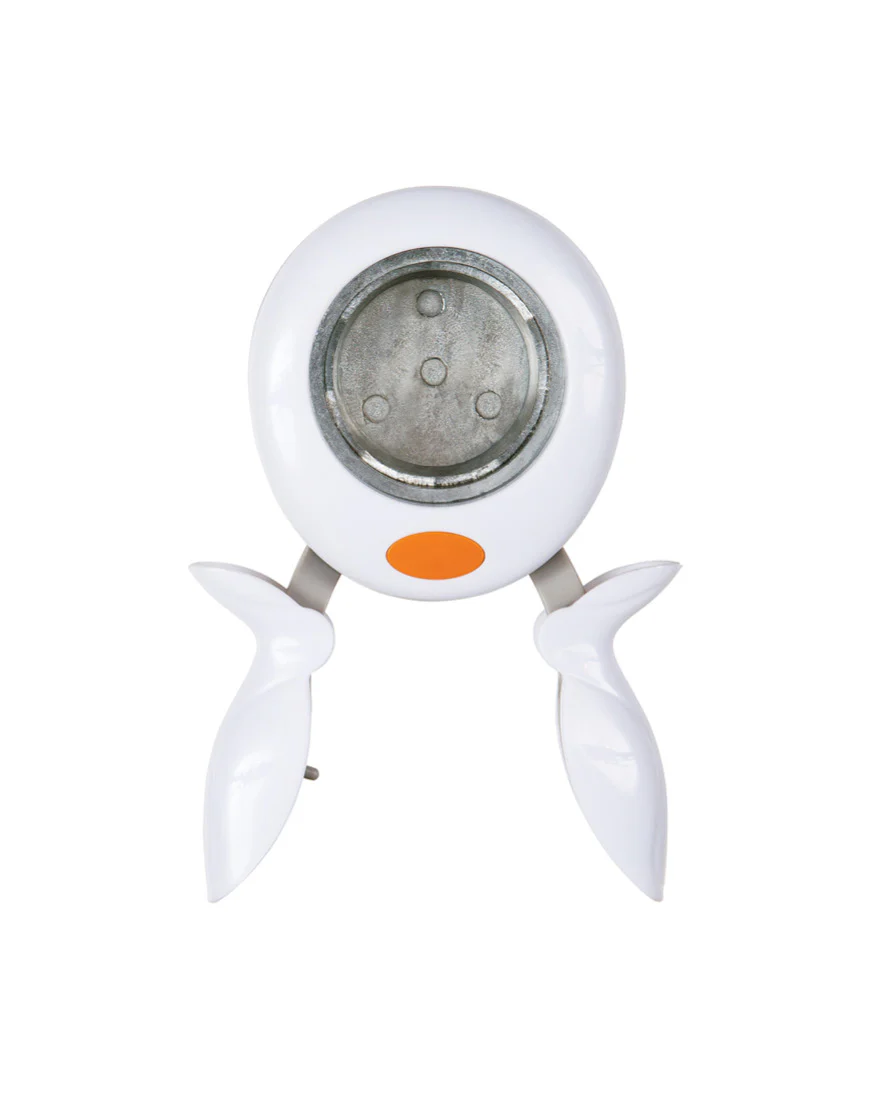 Fiskars 2 Inch Circle Squeeze Punch - Nail Gallerys