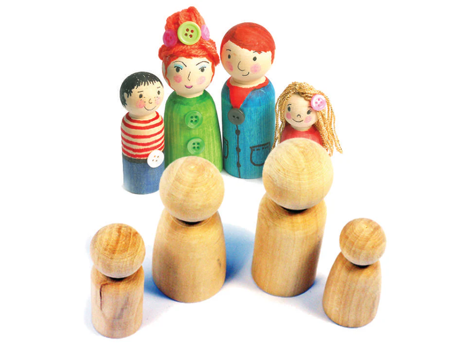 Anthony Peters Wooden People Family Pack Of 8 - Nail Gallerys
