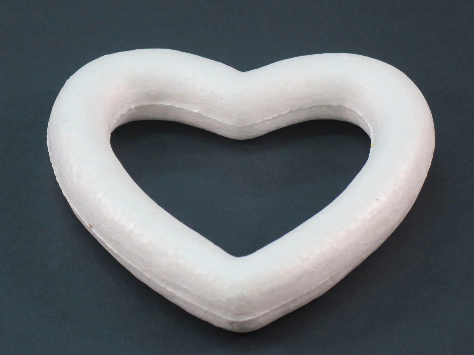 Styrofoam Heart - Nail Gallerys