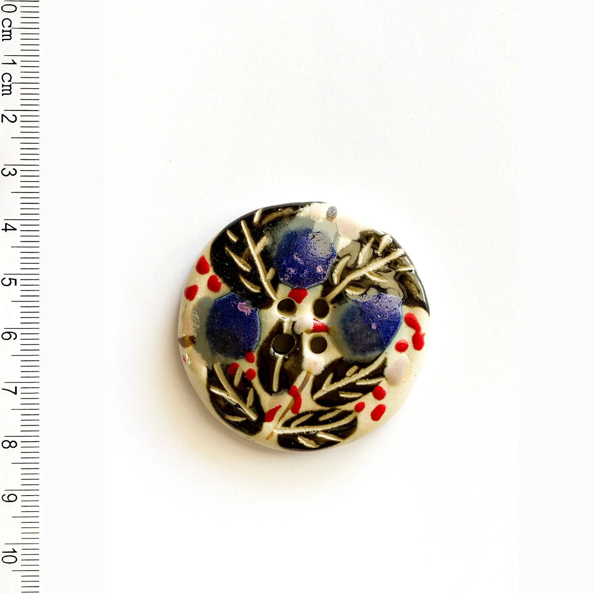 Incomparable Buttons - Large Black/Mauve Flower L346 - Card of 1 - Nail Gallerys