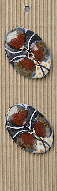 Incomparable Buttons - Large Oval Brown/Black L513 - Card of 2 - Nail Gallerys