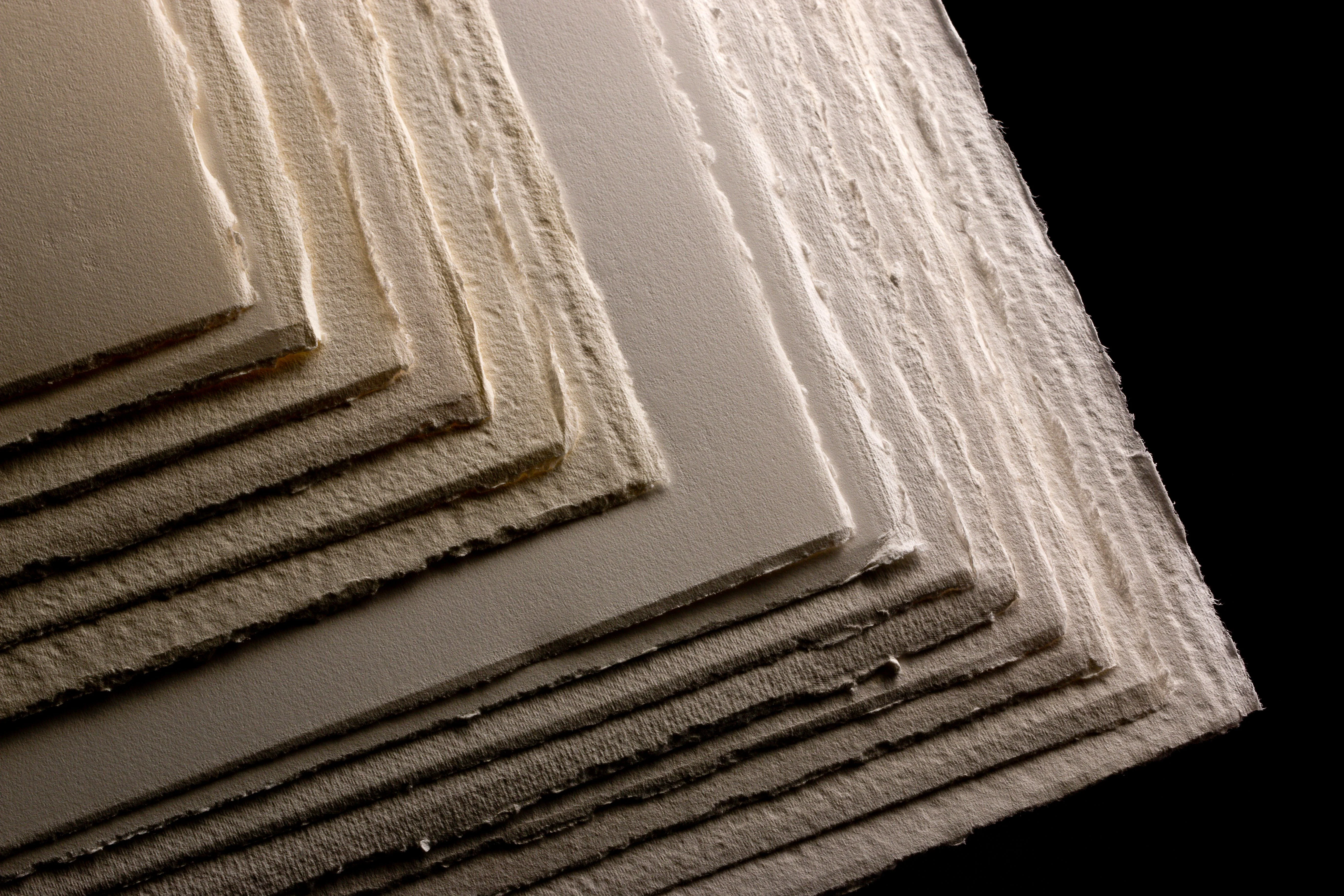 Fabriano Artistico Watercolour Enhanced 640gsm 76x112cm Hot Press Paper Pack of 5 Sheets - Nail Gallerys