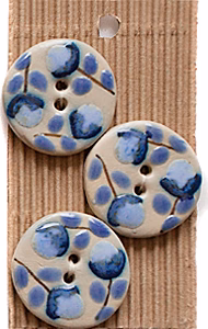 Incomparable Buttons - Large Blue/White Flowers L514 - Card of 3 - Nail Gallerys