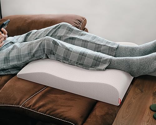 bett1 Repose-Jambes Bodyguard (Idéal pour surélever Les Jambes fatiguées et Lourdes, conçu pour Soutenir à la Fois Les Mollets et Les Cuisses, Housse Lavable à 60 °C) - Nail Gallerys