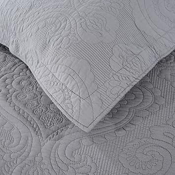 AQIGR Boutis Couvre Lit 240X260 Blanc 2 Personnes Couvre Lit Matelasse Couverture Dessus De Lit Légère en Été avec 2 Taies d'oreiller,Couette Réversible Enfant/Adulte - Nail Gallerys