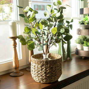 Pot décoratif en jonc de mer