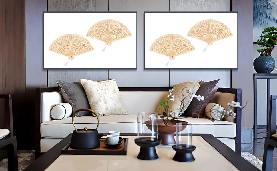 Lot de 4 éventails en bambou.