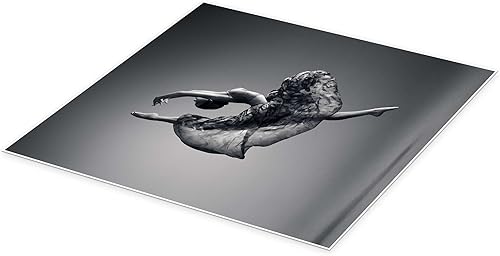 Danseuse en plein saut Poster de Johan Swanepoel 60 x 60 cm Noir et blanc Tableaux Décoration murale - Nail Gallerys