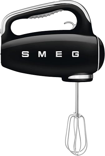 Smeg, Batteur Électrique HMF01BLEU, 9 Niveaux de Vitesse, Fonction Turbo, Système de Démarrage Progressif, 4 Batteurs, 2 Crochets Pétrisseurs et Range Cable Fournis, 250W, Noir - Nail Gallerys