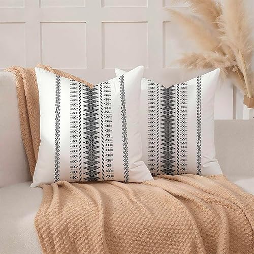 Avalune Housse Coussin 45x45 Vert Bohème Taie d'oreiller Velours Doux Décoratif Canapé Aesthetic Boho Housse de Coussin pour Décoration Coussin Canape Salon Chambre Lit Maison Déco Lot de 2 - Nail Gallerys