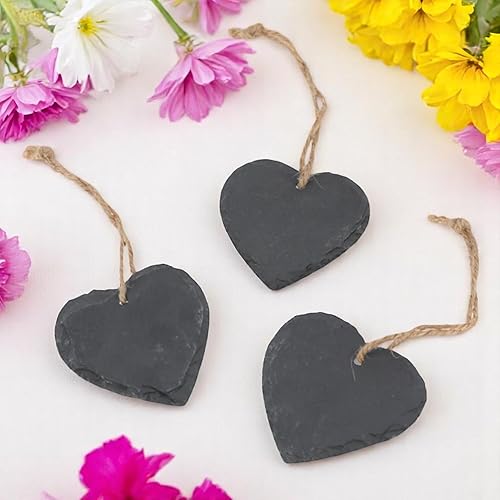 MIJOMA Lot de 18 pendentifs en ardoise naturelle 7 x 7 cm avec ruban de jute dans une boîte en bois – Décoration DIY & étiquettes cadeaux inscriptibles, rustiques et créatives - Nail Gallerys